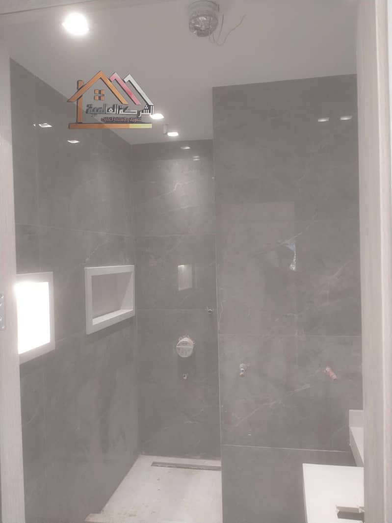 24 b9c23e71-cdf5-43e1-89ce-f3aa80e4c190. jpeg