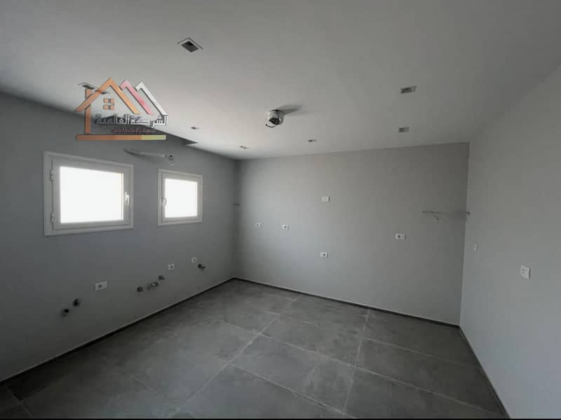 36 ea475f43-163b-4be1-8b3c-441b1036766c. jpg