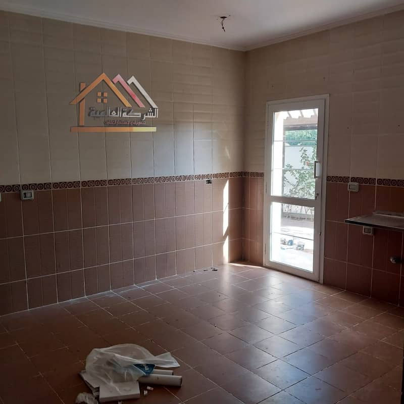 17 bfa02e5f-eba1-419f-83d5-c7332bf2ebce. jpg