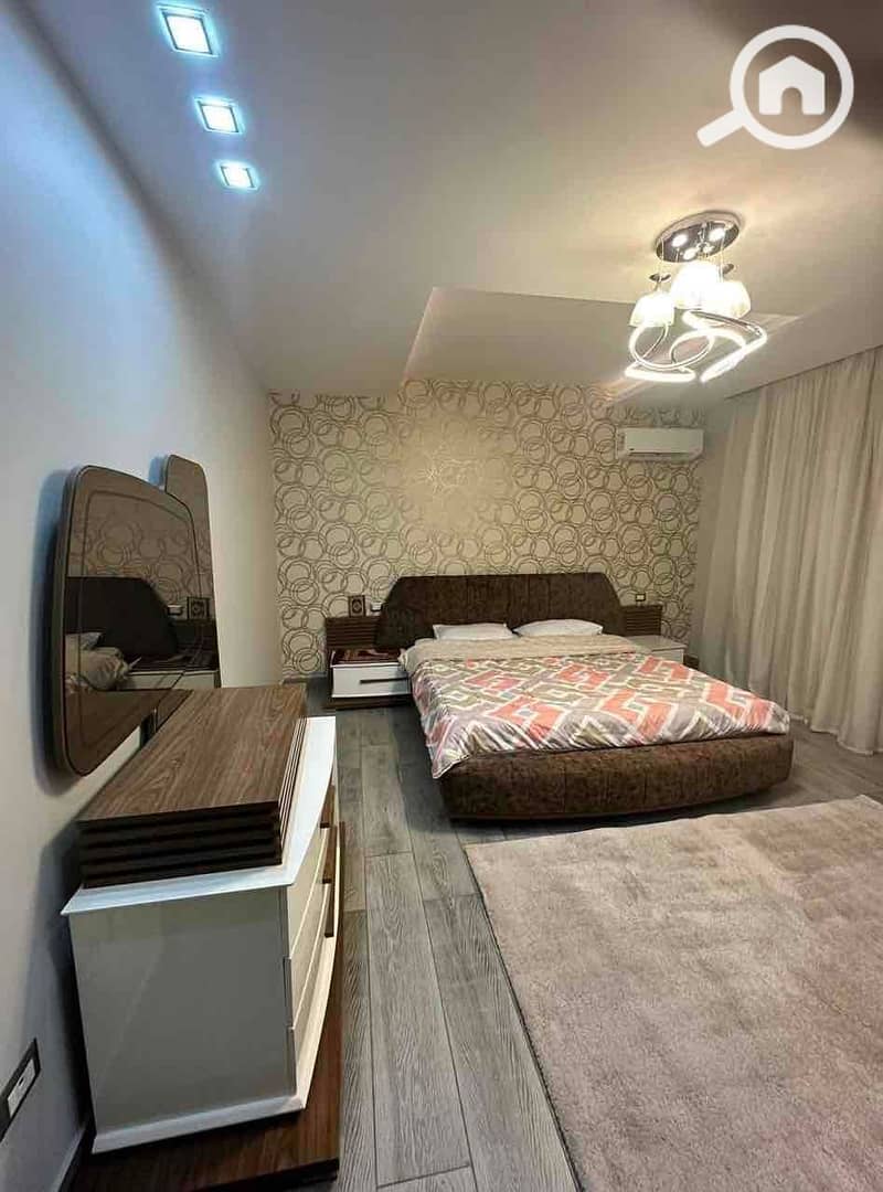 10 9bd61d3f-1174-4a20-95eb-c2eff81f321d. jpg