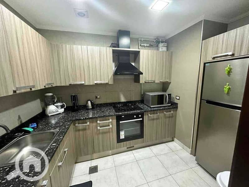 17 94183db1-6ad0-4917-8628-7b8e26f10a8c. jpg