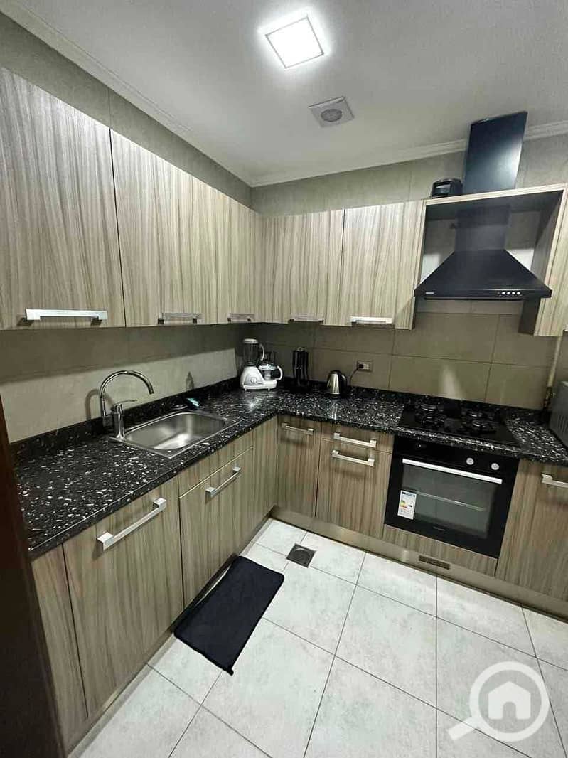 18 70b321a8-0f11-4501-8778-38ab7a847876. jpg