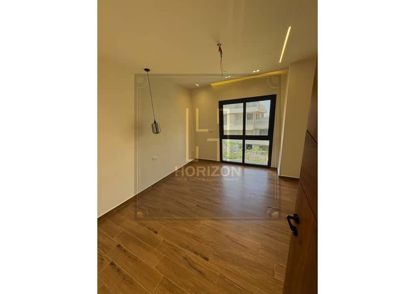 5 WhatsApp Image 2026-01-07 at 1.16. 48 AM (1). jpg