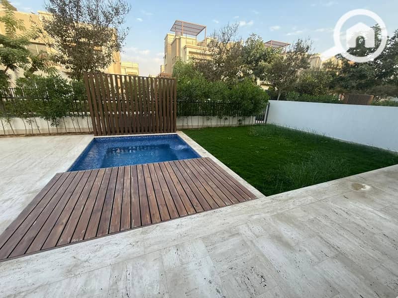 6 WhatsApp Image 2025-11-09 at 7.17. 39 PM. jpeg