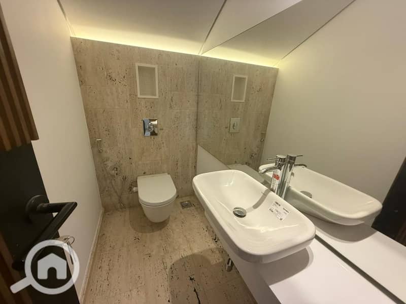 8 WhatsApp Image 2025-11-09 at 7.17. 40 PM (4). jpeg