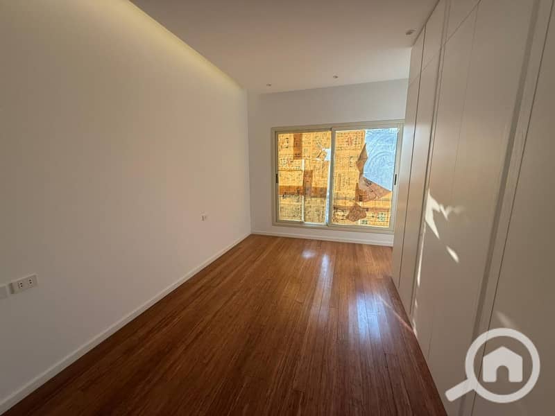 23 WhatsApp Image 2025-11-09 at 7.17. 42 PM. jpeg