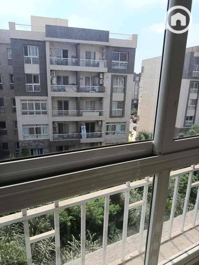 4 a5376e08-d749-4670-be12-b72b6eed1409. jpg