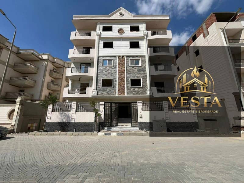 2 82513cdf-3cf6-4f82-aa05-3a64827ef81c. jpg