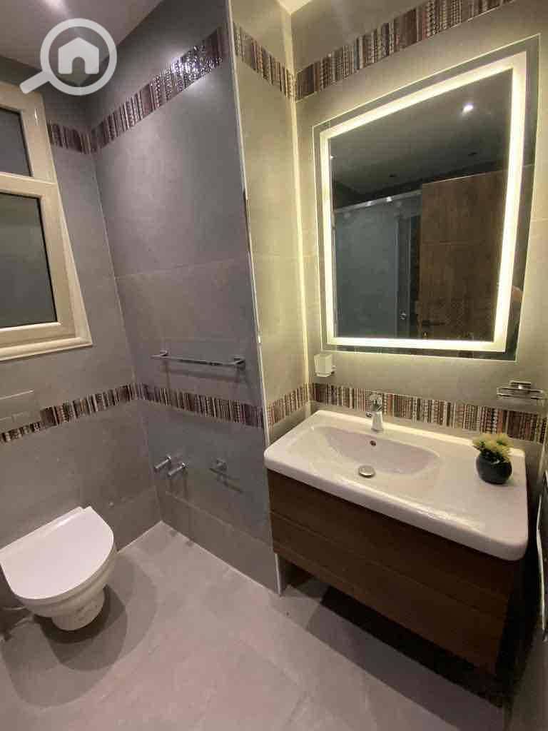 12 5f7b7add-0a57-4486-8892-f5de16b20c85. jpg