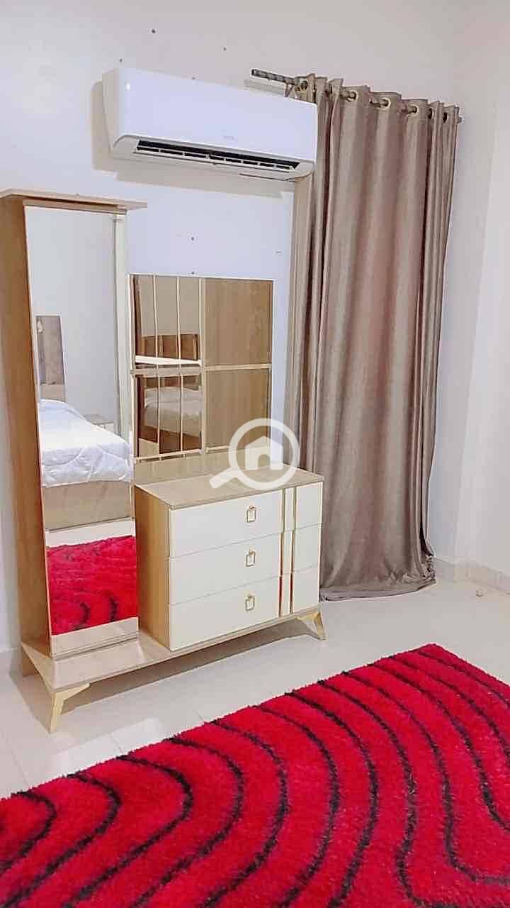 11 295bdc72-a8e3-4941-8c30-fc621164d189. jpg