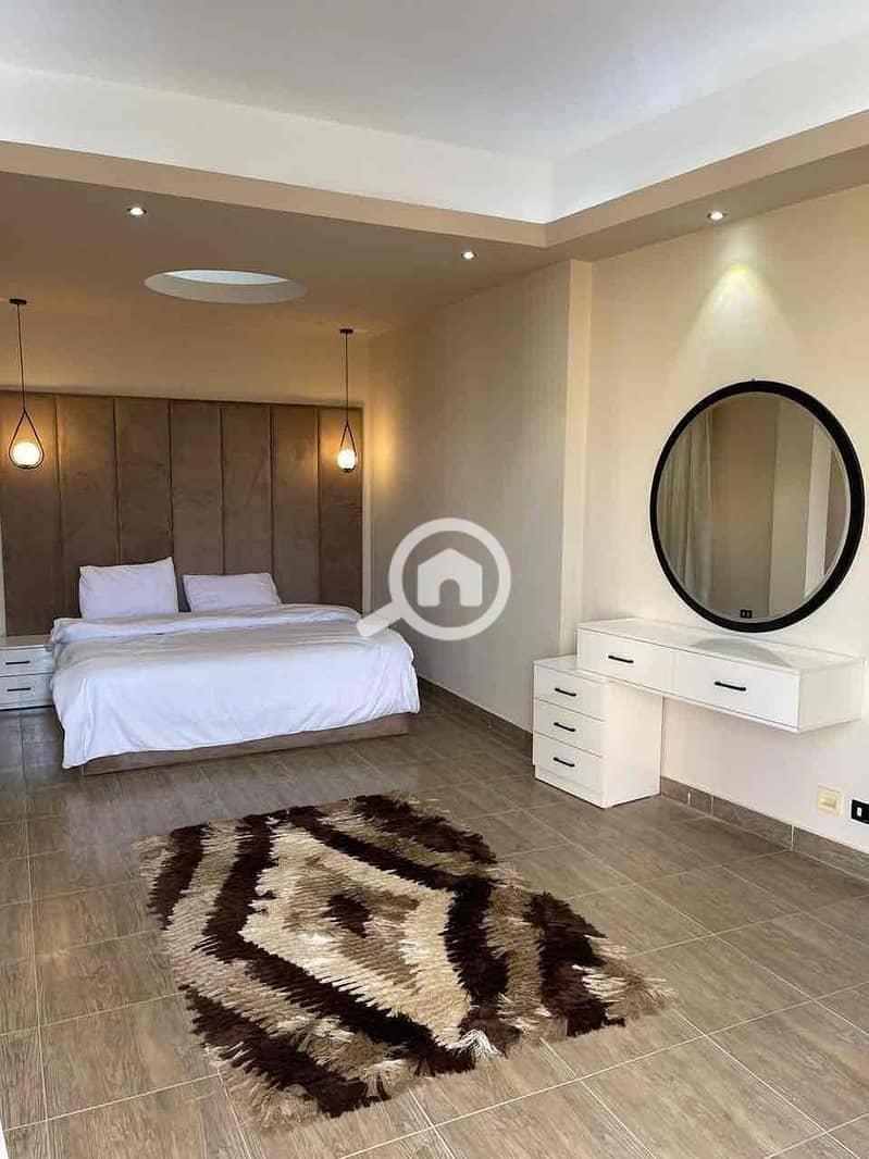 16 6c182bb1-923e-4131-8fb5-5161ec74a853. jpg