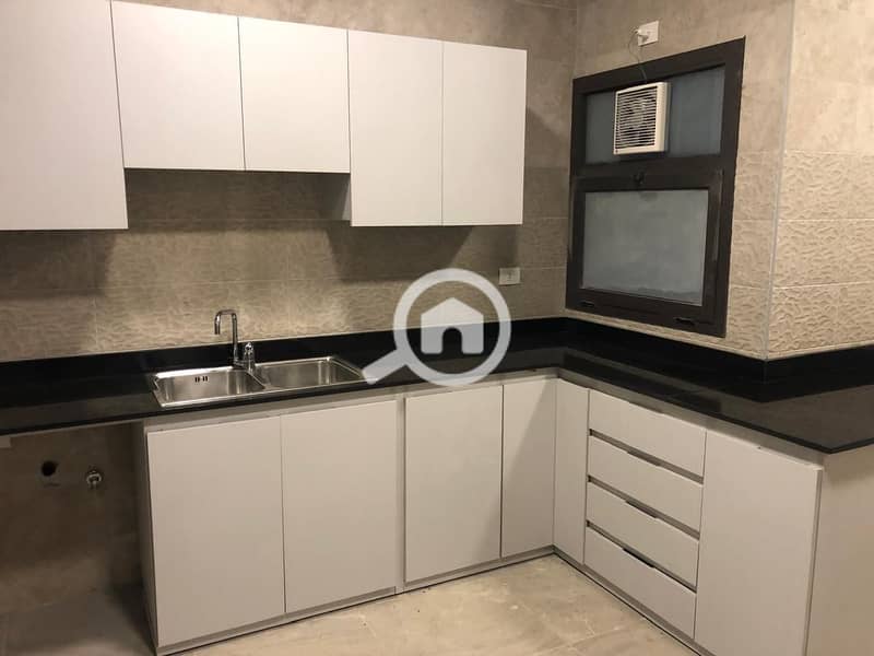 3 4e860c1a-f296-4a28-be27-c5b4a2411446. jpeg