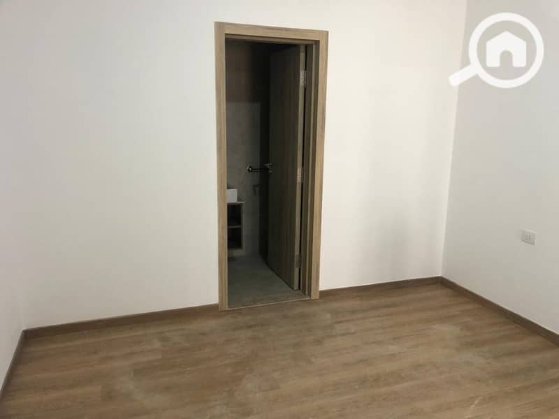 19 fc8c6c71-03d1-4224-8f95-3745044c9a2f. jpeg