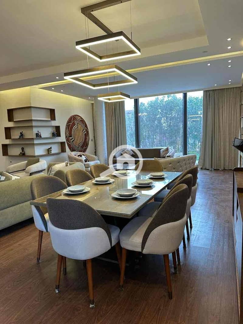 10 149a2511-5bc5-435d-99dc-d8b0f891c0ac. jpg