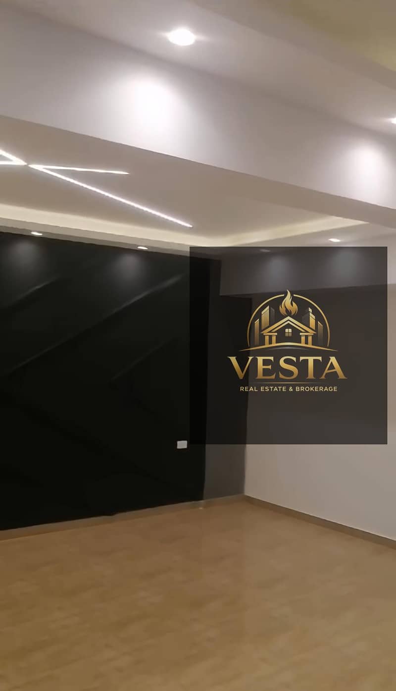 7 effbb677-2807-4312-b1b1-ea9f9f043238. jpg