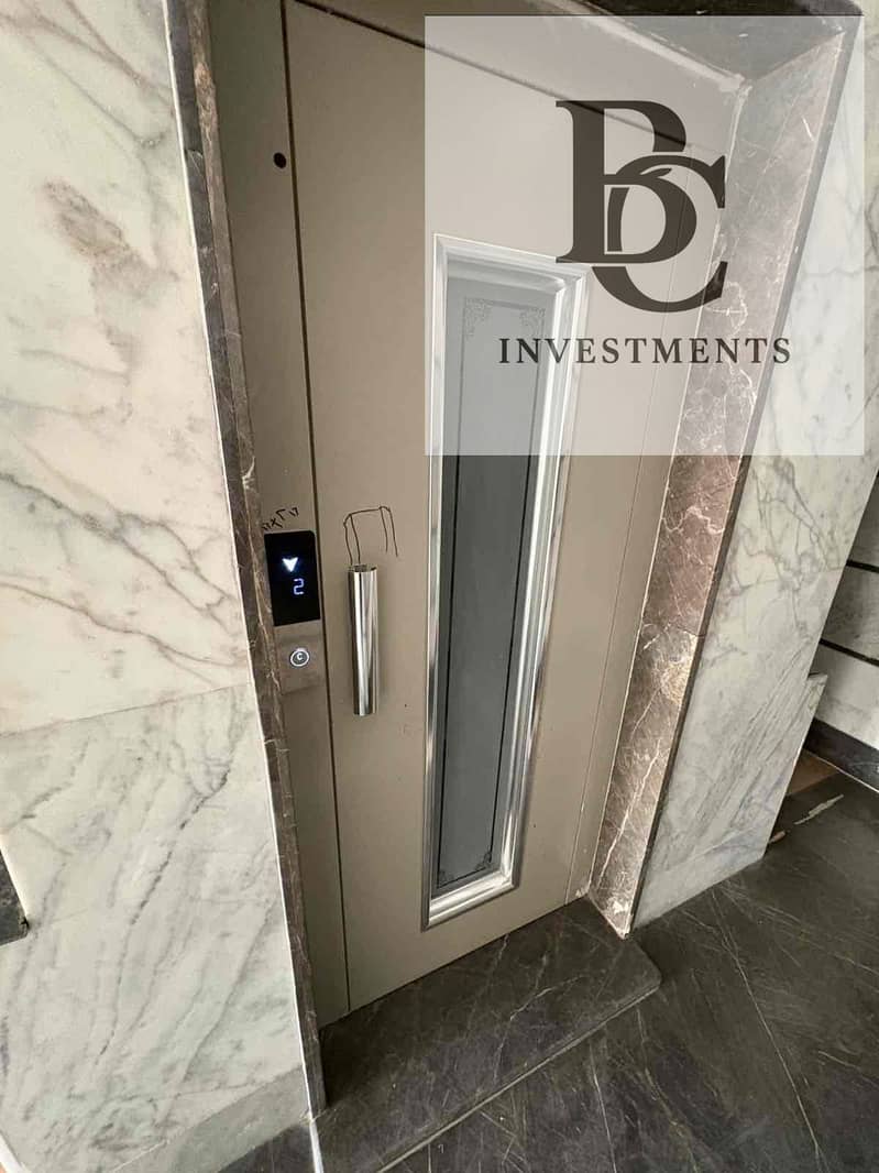 5 6bf9675a-4115-4a67-b2ee-f41d2949b0a8. jpg