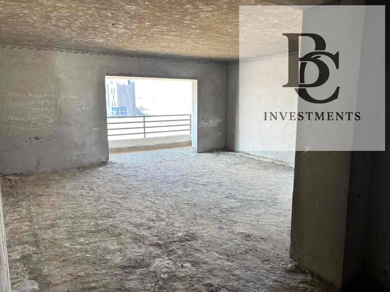 9 4fb0d16a-627d-4299-80e1-0977a2dc2979. jpg