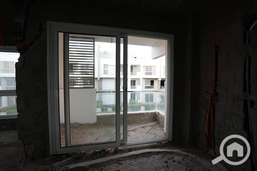 4 df7436a2-b328-4d40-a111-a29be94157d3. jpg