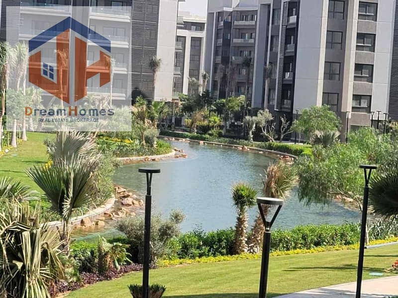 2 23ff4326-1eff-47f5-884e-353284c1072c. jpg