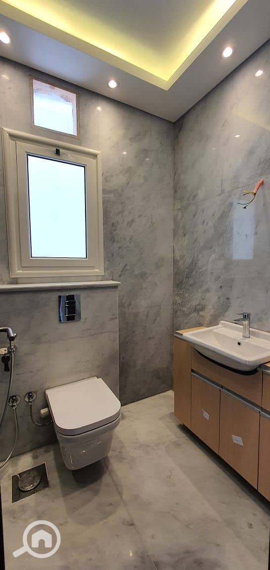 7 WhatsApp Image 2026-01-06 at 21.08. 32. jpeg