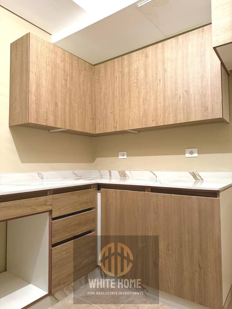 8 0699d93d-02f8-45de-8c68-b0d057f93c9e. jpeg