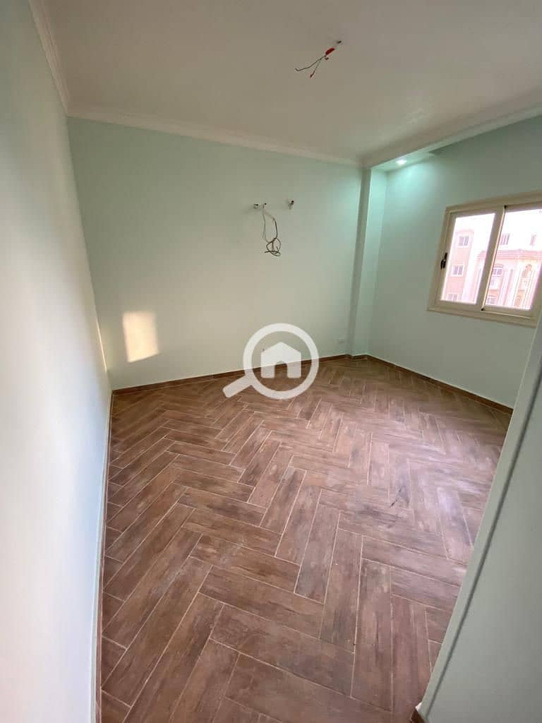 7 8267fa3d-2a62-4139-8f59-0b6f62a1ef96. jpg