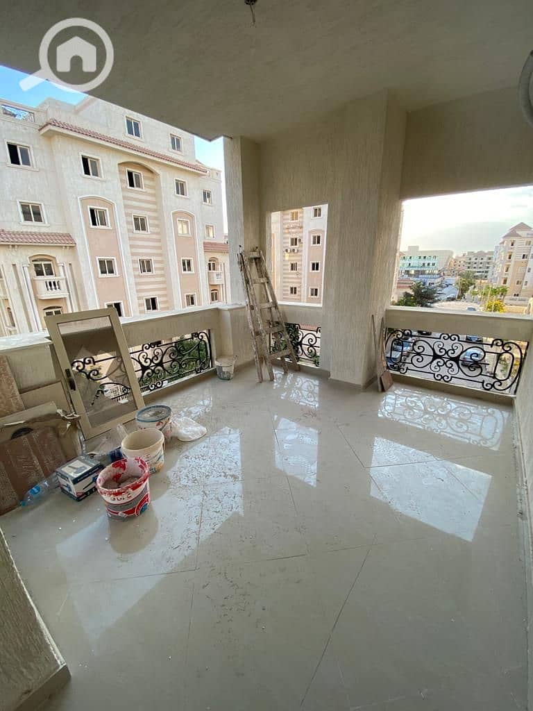 9 d7d1bda9-c16b-457a-8edb-03329004977c. jpg