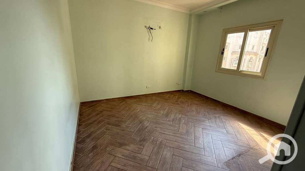 16 WhatsApp Image 2025-12-21 at 21.27. 55 (5). jpeg