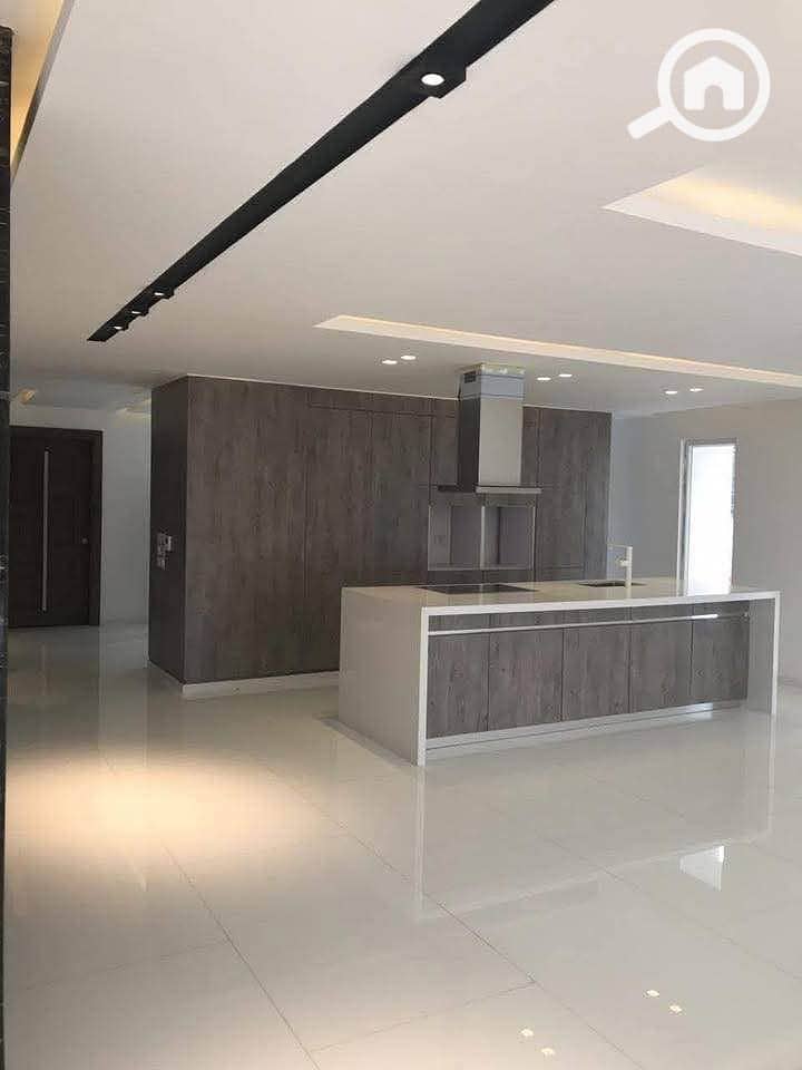 8 587112801_838106279042707_9168462745666887250_n. jpg