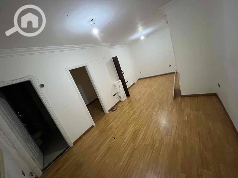 10 c223cab6-206f-418c-8df6-a23f2d2fa499. jpg