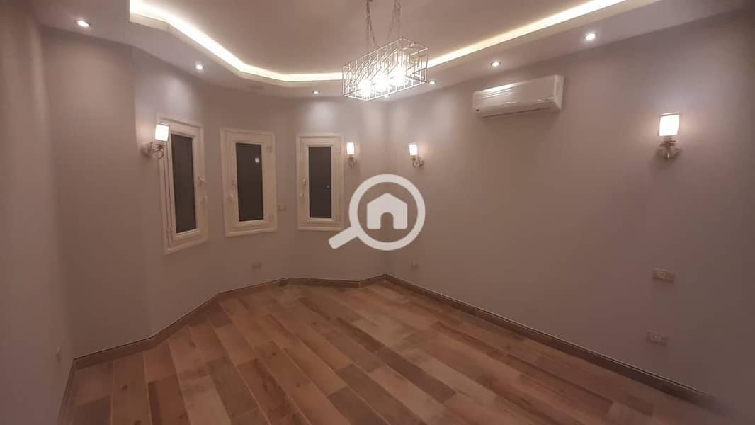 7 5908222f-0c85-4f4d-aaa6-e71d767351f3. jpeg