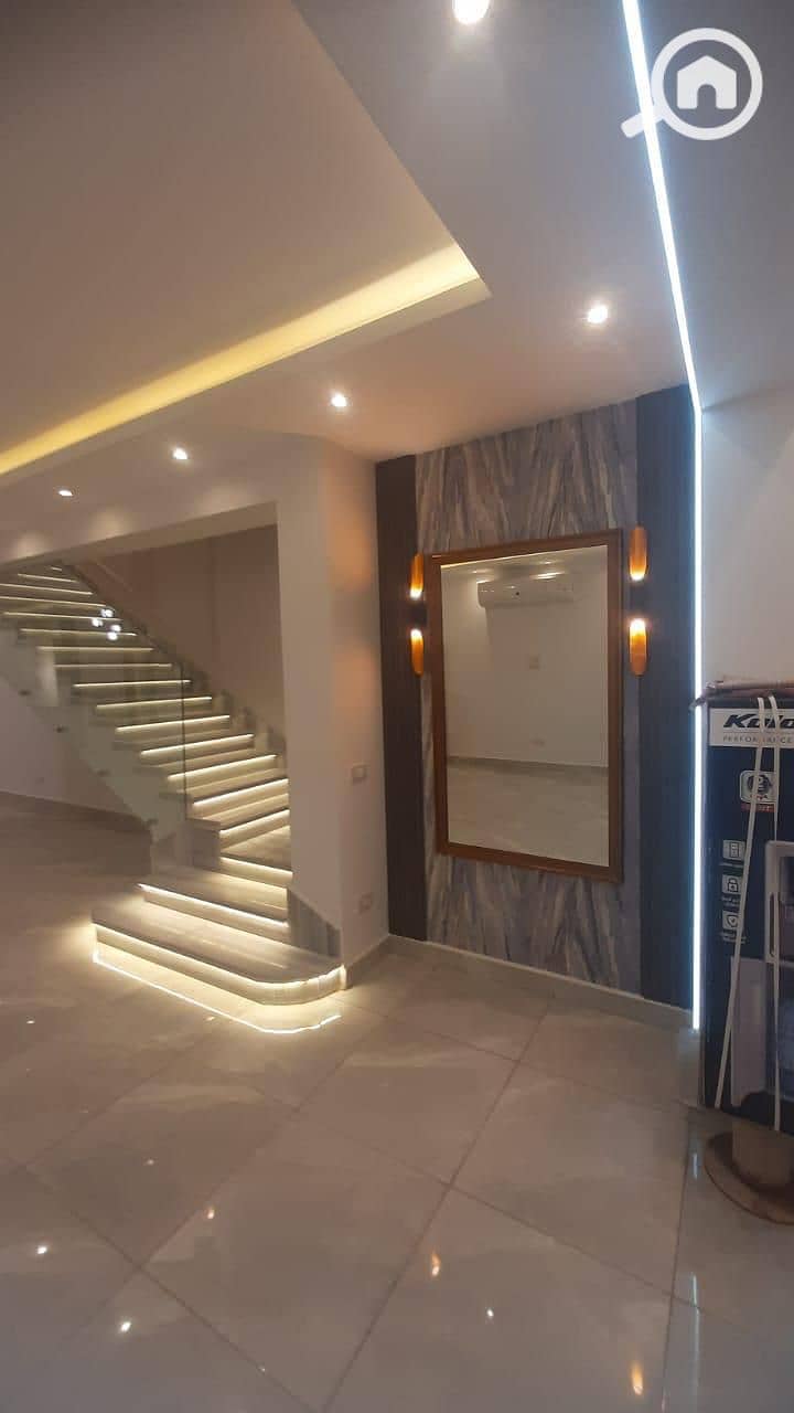 18 770b8b05-9d5e-49ac-b4f9-e5f64e668006. jpeg