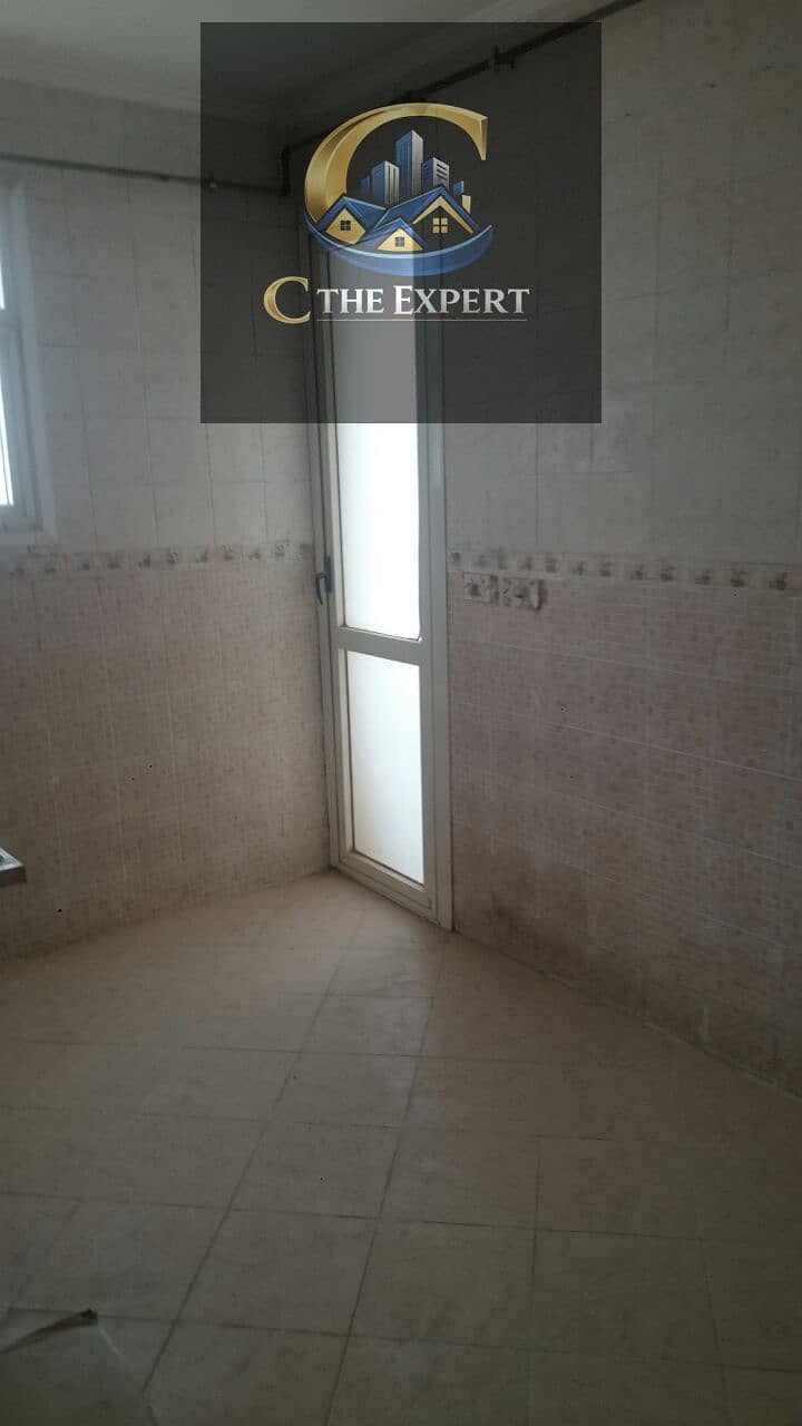 4 units-74131744048493. jpg