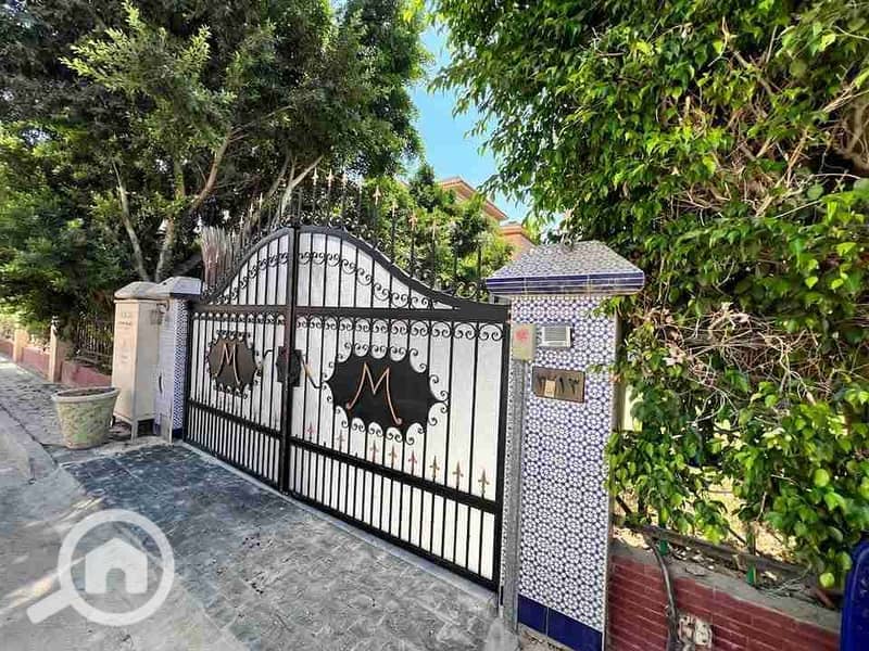 9 749b4b94-46ad-486d-afa9-6675e8612211-1_all_697580. jpg