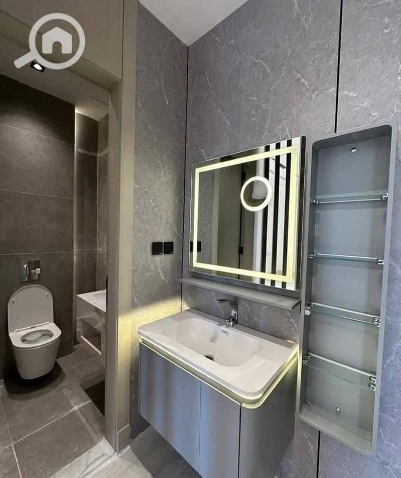 10 533029856_1734632377174284_1865943043194150009_n. jpg