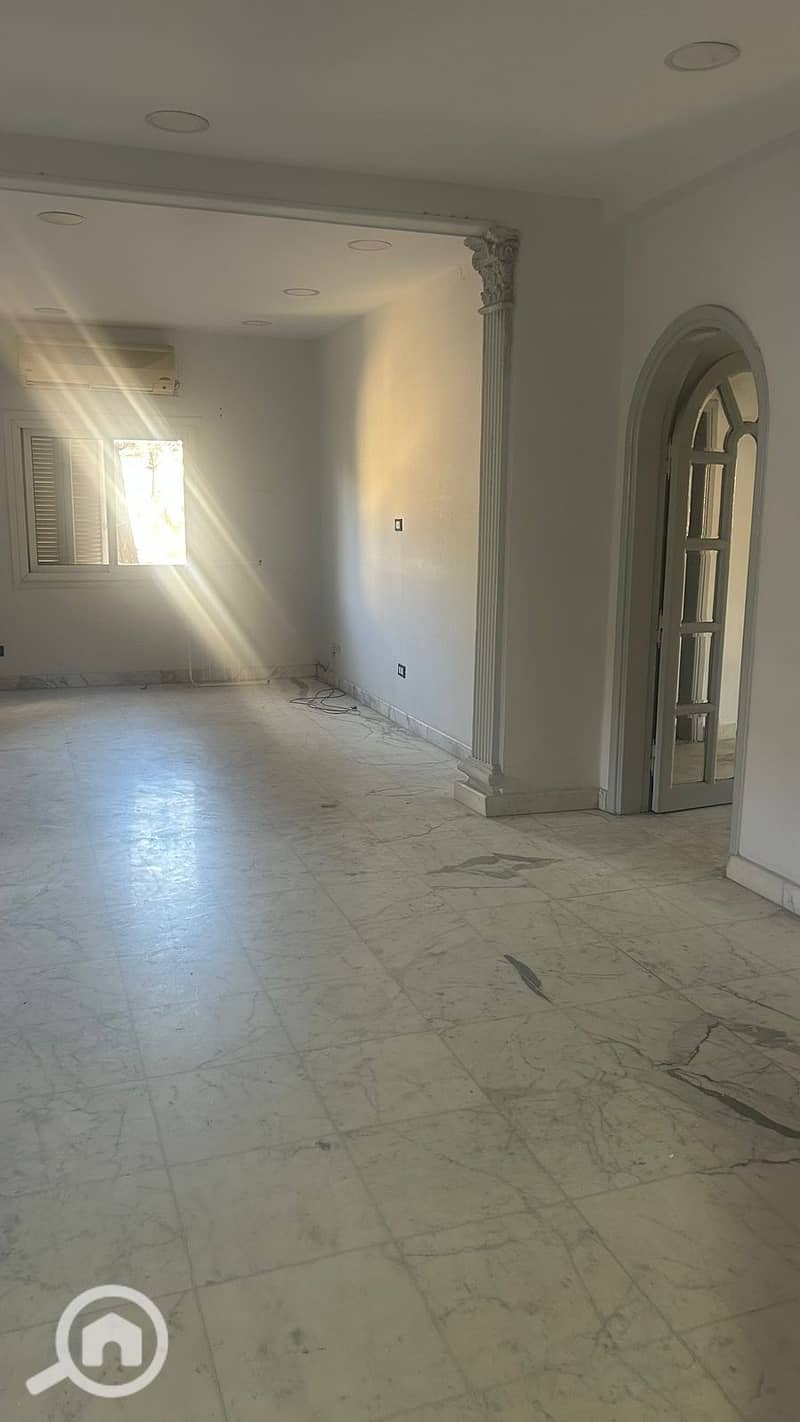 2 E0FC13AD-5D97-4D2B-923A-AE0CA0F286EA. jpeg