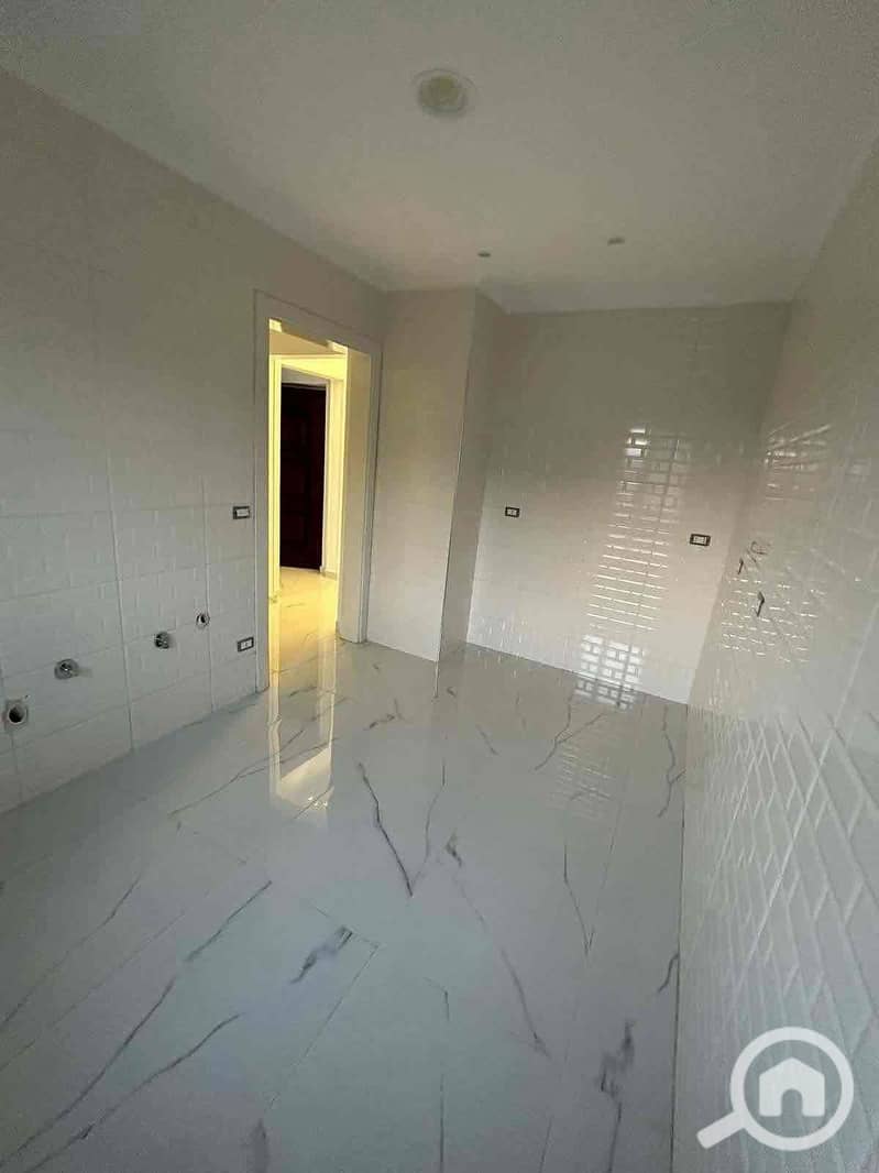 5 00383d3d8924a5e33690e7448849c4d2. jpg