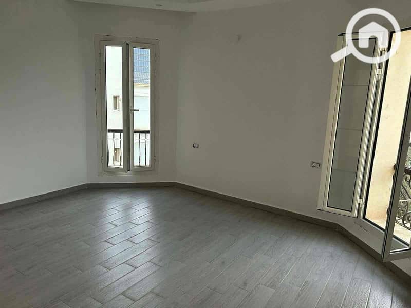 7 4644808192a8eee9bfda319bee08bc2b. jpg