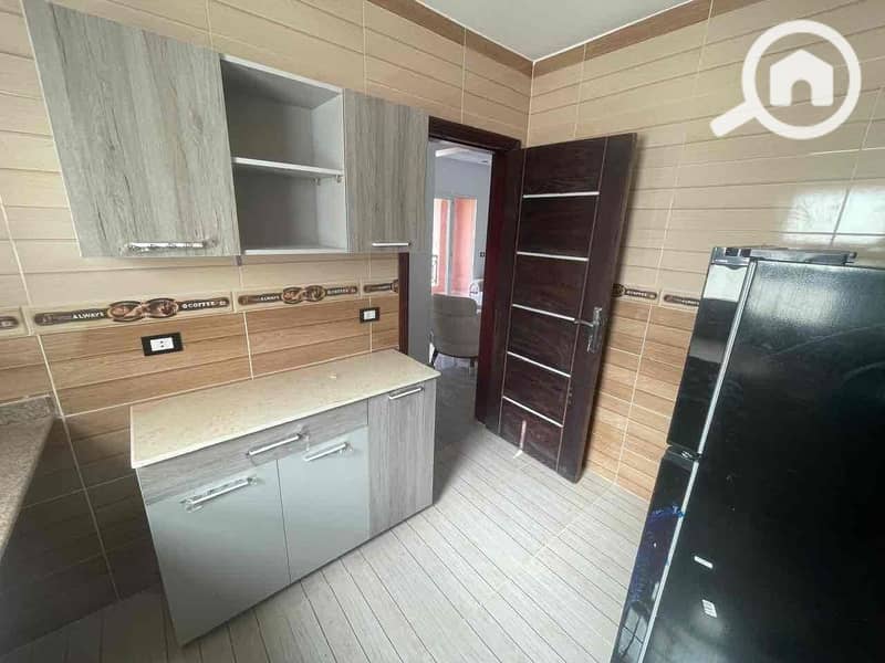 7 6f4f3735-e0fc-4986-9d3a-49f5a0d6e183. jpg