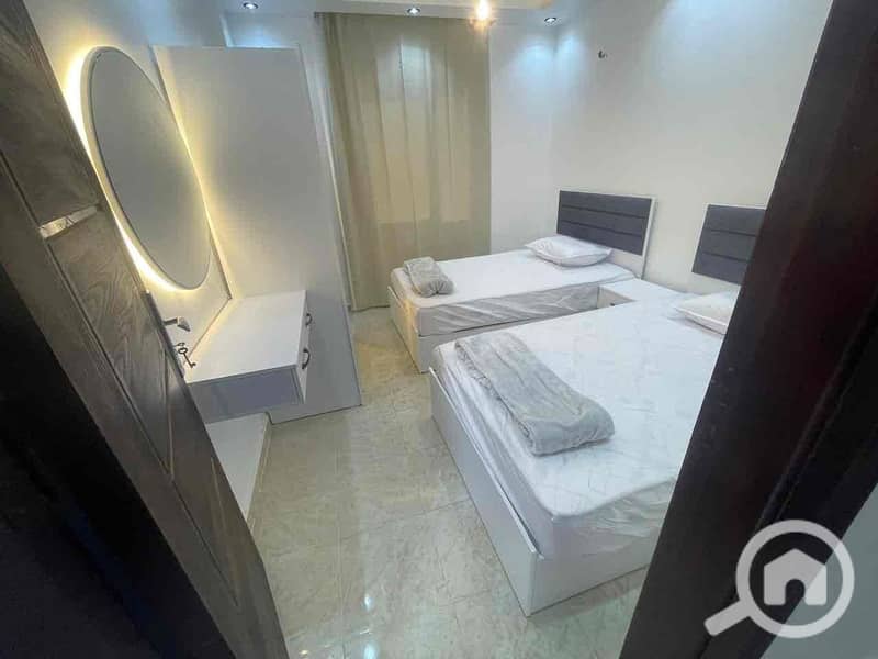 10 2ffcf2a4-3da5-4604-a67b-a80894106421. jpg