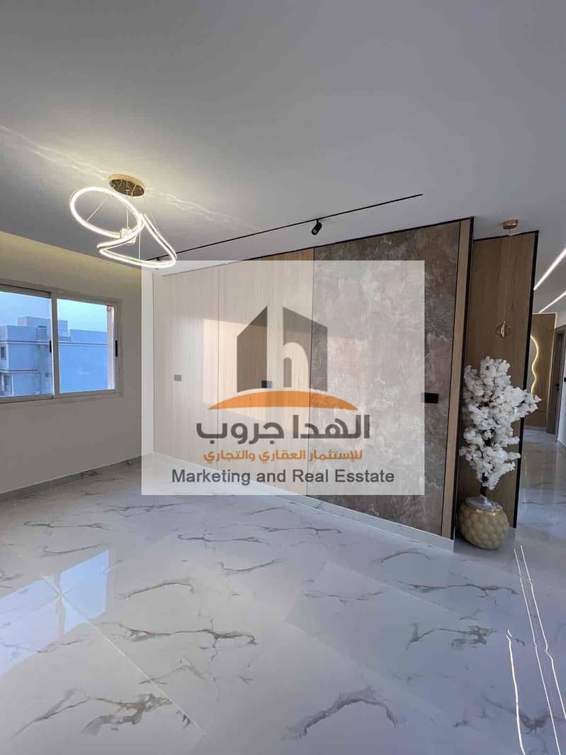 2 15fa8f5f-b0f7-45b9-9fa7-91485bbdb255. jpg