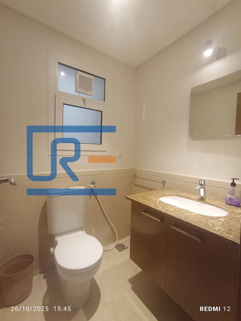 2 WhatsApp Image 2025-11-05 at 7.26. 08 PM. jpeg