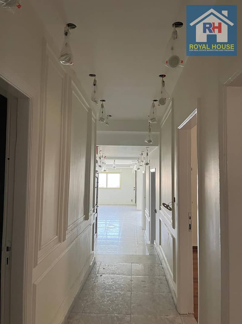 8 4859a98b-deea-4271-b220-16b87408d5ad. jpg