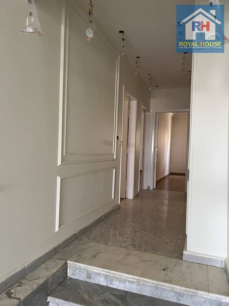 15 b8510d93-57ff-454e-9c93-fa7db67fbcd3. jpg