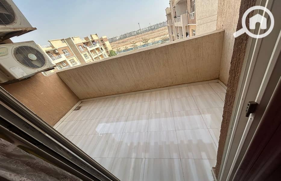 18 d3500a98-4333-4a39-ba05-f4a6499f65c2. jpg