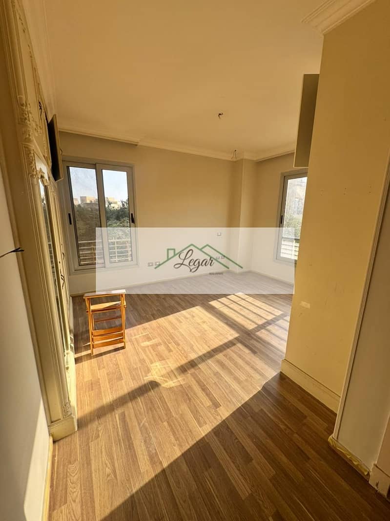 4 5e920635-93f8-4788-9e9f-6d90367e2c45. jpg