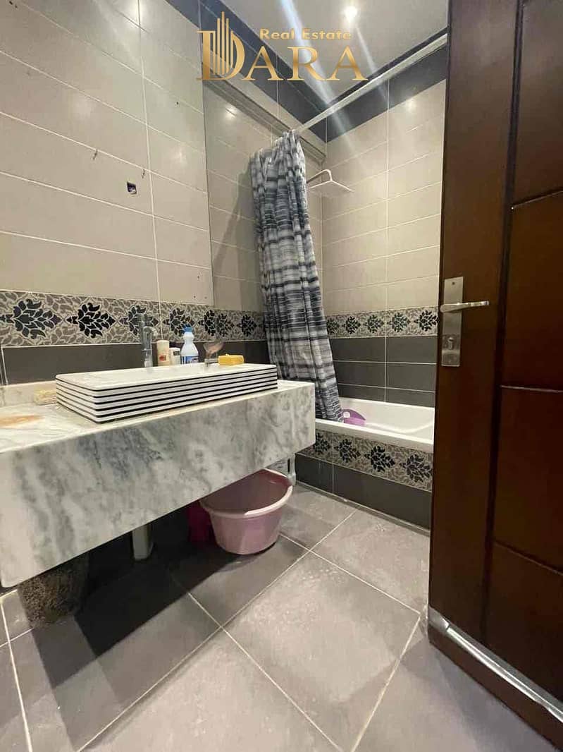 14 60ce3025-edfe-43a3-b32a-f4f6696221d9. jpg