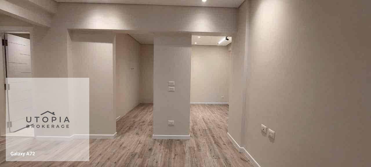 5 b17a6af7-aed7-4eae-81ff-2b1f2c44cfdf. jpg