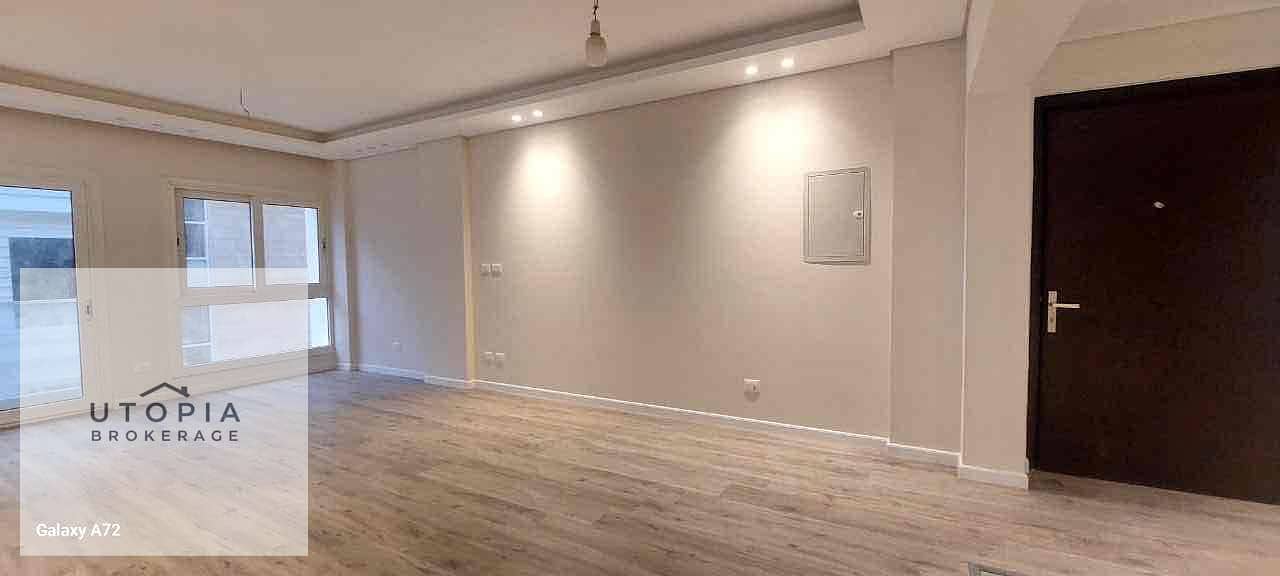 8 16febcf9-fdb9-48a9-b66a-48c8807da3a1. jpg