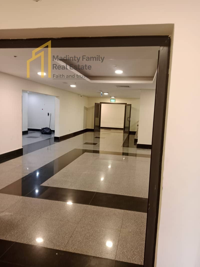 5 6413b3d4-a600-4ebe-8bbd-1d96bfe25019. jpg